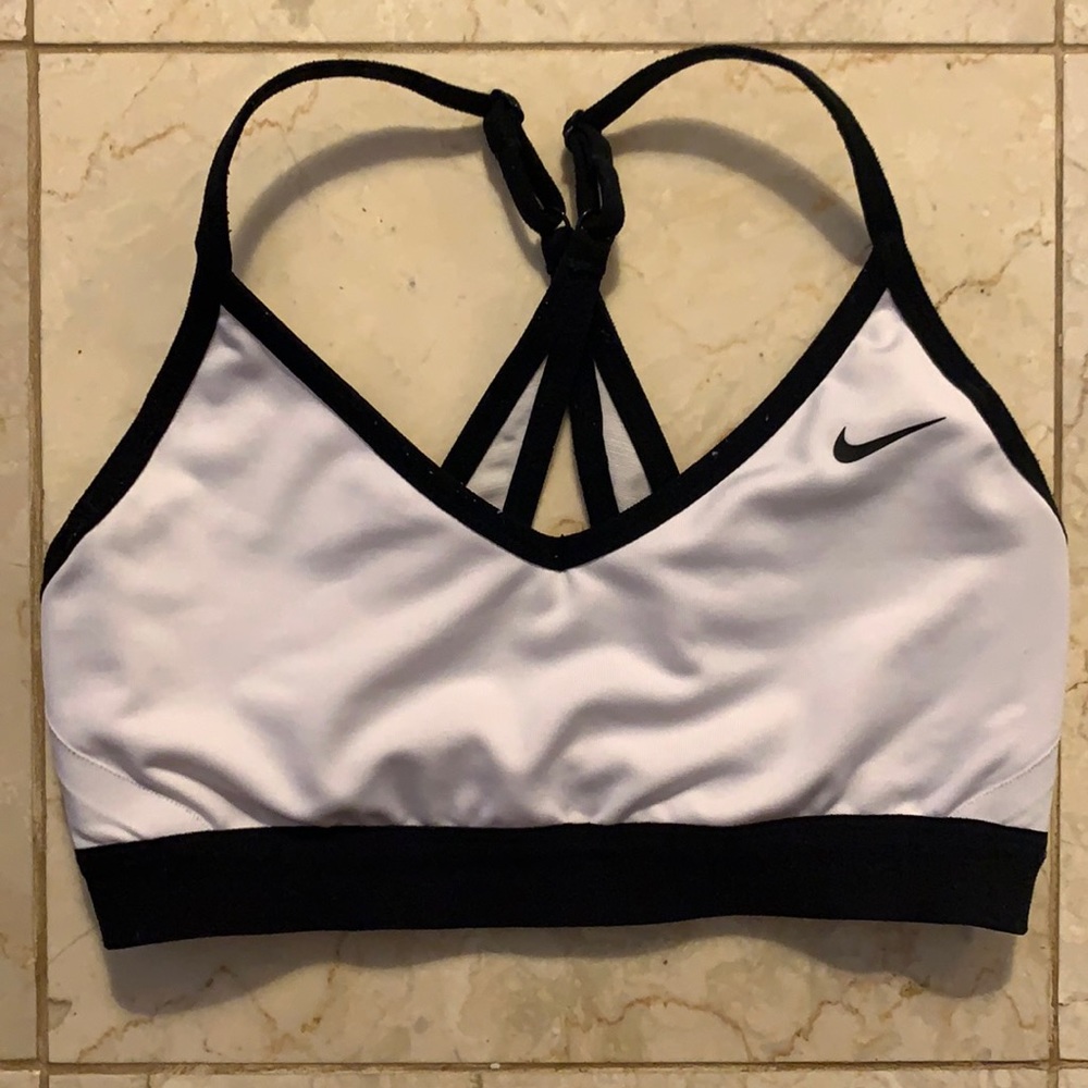 White NIKE crisscross sports bra